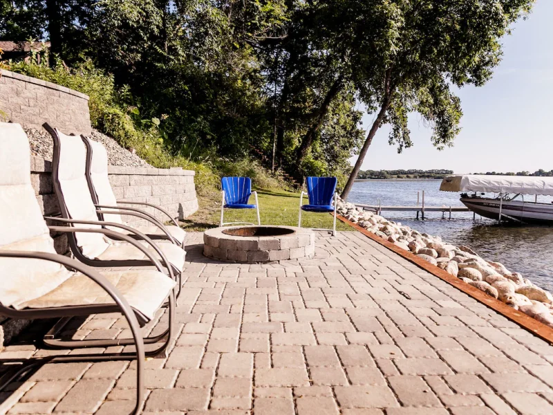 TOONTASTIC PONTOON VRBO VACTION PROPERTY RENTAL 25