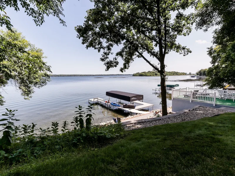 TOONTASTIC PONTOON VRBO VACTION PROPERTY RENTAL 6